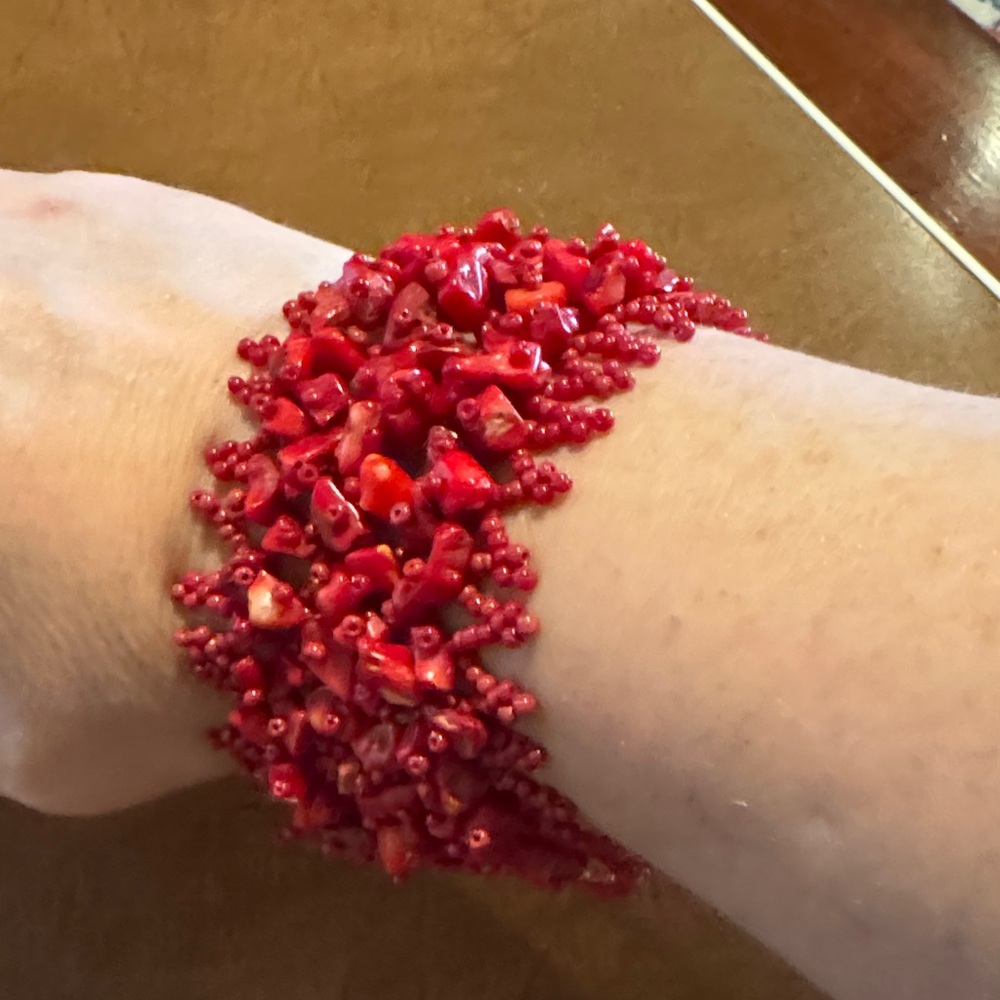 Elegant Red Beaded Bracelet
